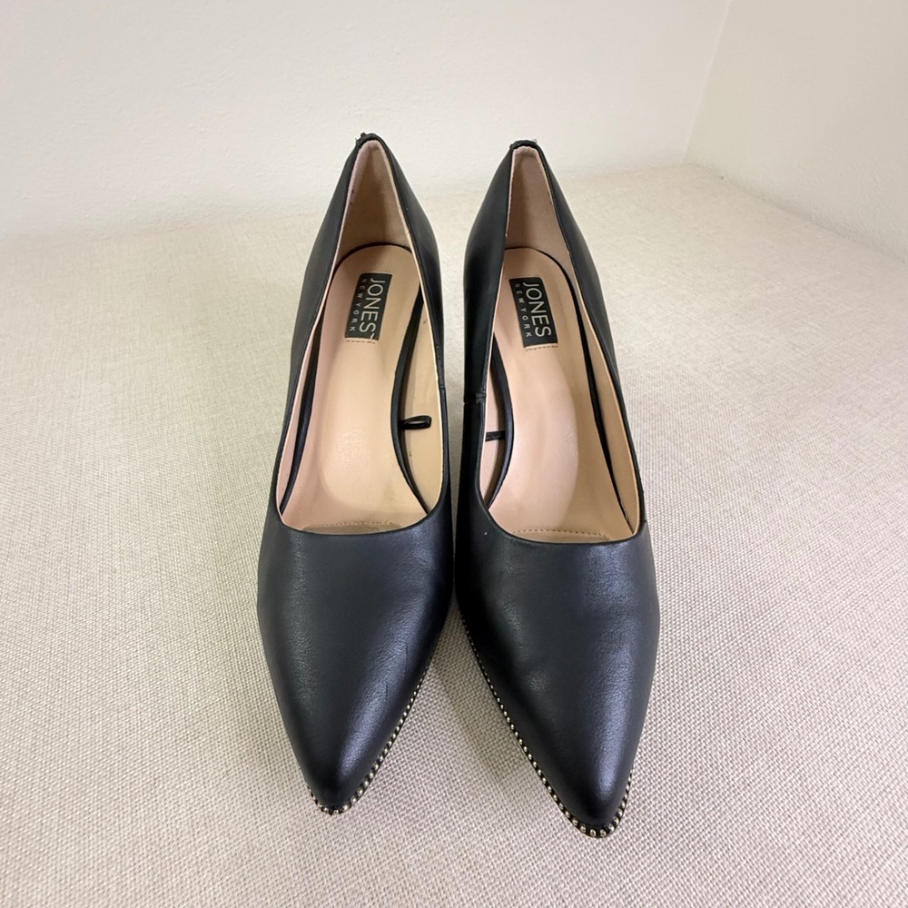 Jones New York Bonni Black Pointed Toe Stiletto Pumps with Chain Trim Size 10
